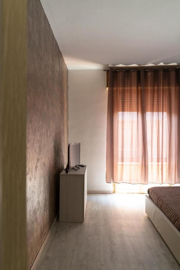 Monfalcone City Room Rental Apartment Cagliari Eksteriør billede