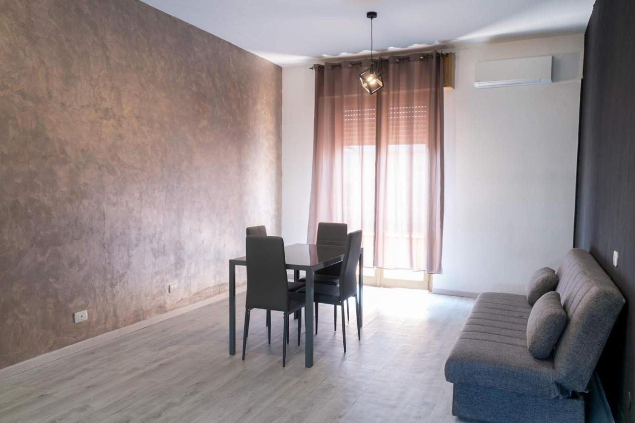 Monfalcone City Room Rental Apartment Cagliari Eksteriør billede